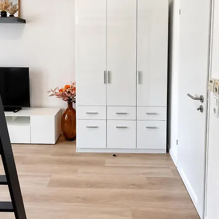 Modern In Hürth Near Apartment